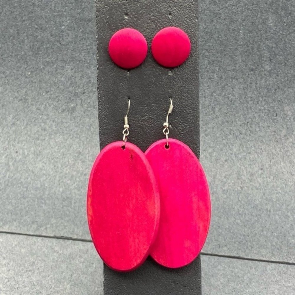 Charlotte Accessories Pierced Earrings Hot Pink Wood Round Stud Oval Dangle BoHo